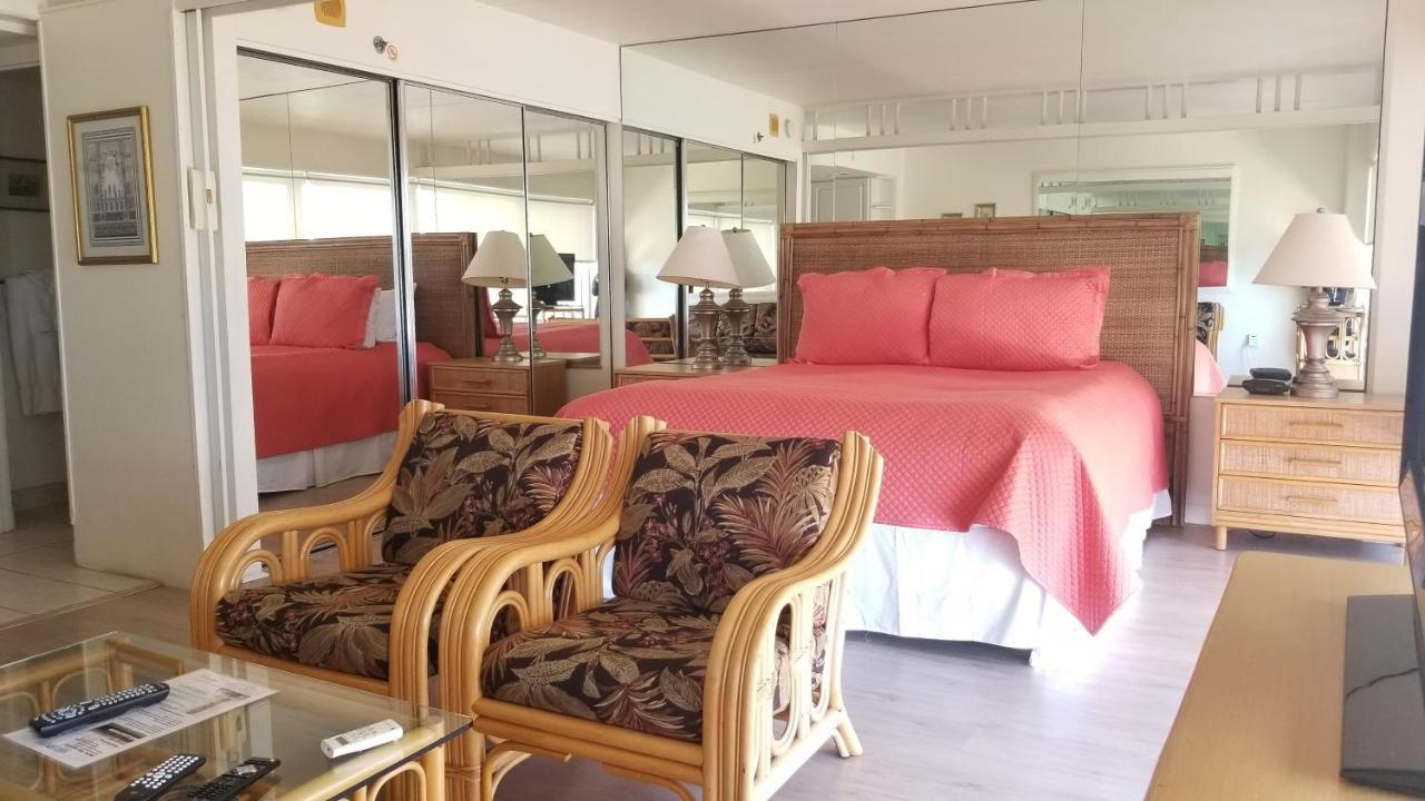 Ilikai Tower One Bedroom Lagoon View Waikiki Condos With Lanai & Free Wifi Хонолулу Екстериор снимка