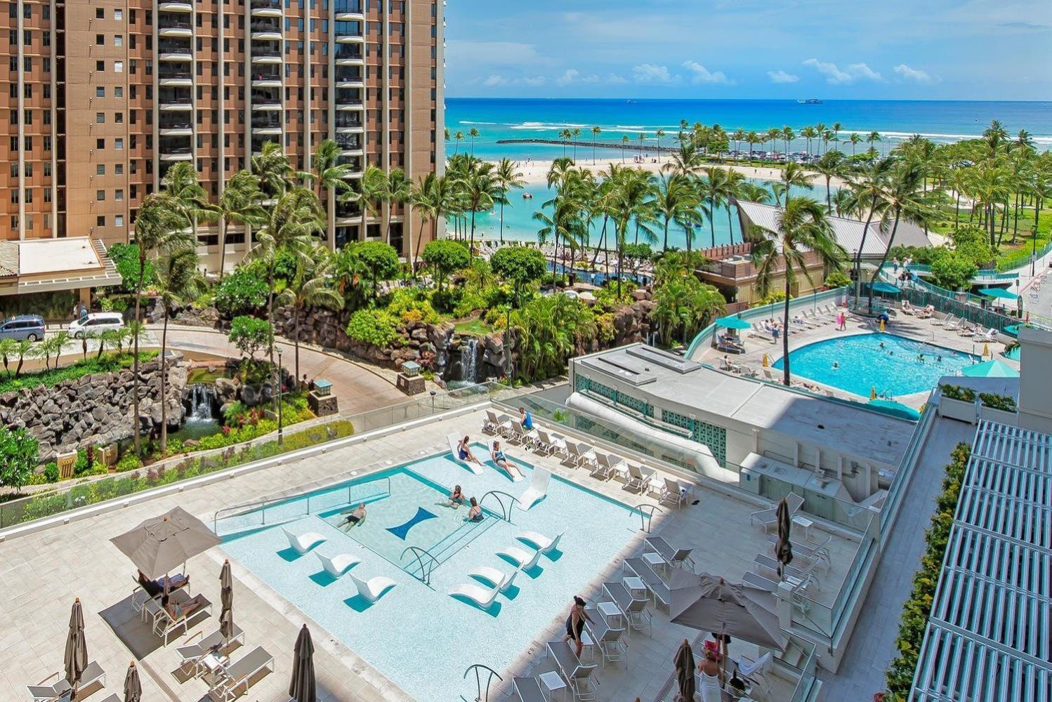 Ilikai Tower One Bedroom Lagoon View Waikiki Condos With Lanai & Free Wifi Хонолулу Стая снимка